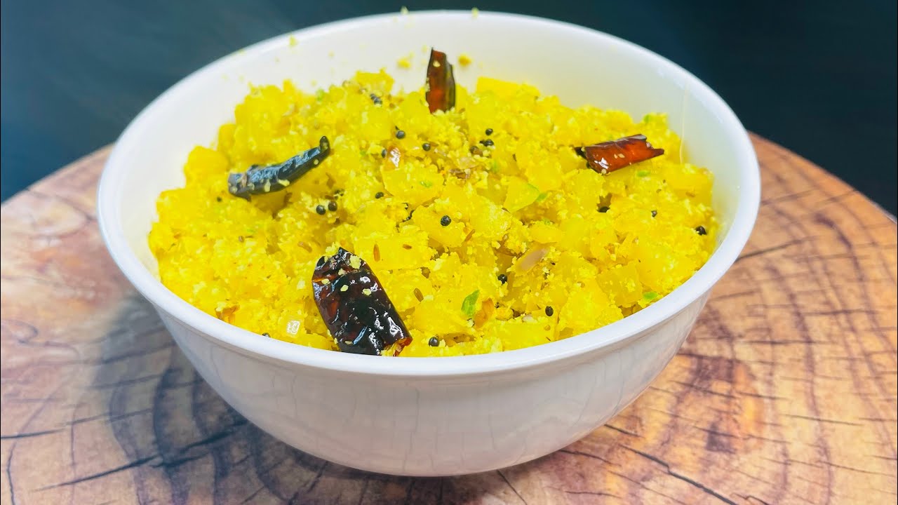 Papaya thoran || Kerala style recipe || ഓമക്ക / പാപ്പായ തോരൻ || Easy Side dish for rice in 10 mins