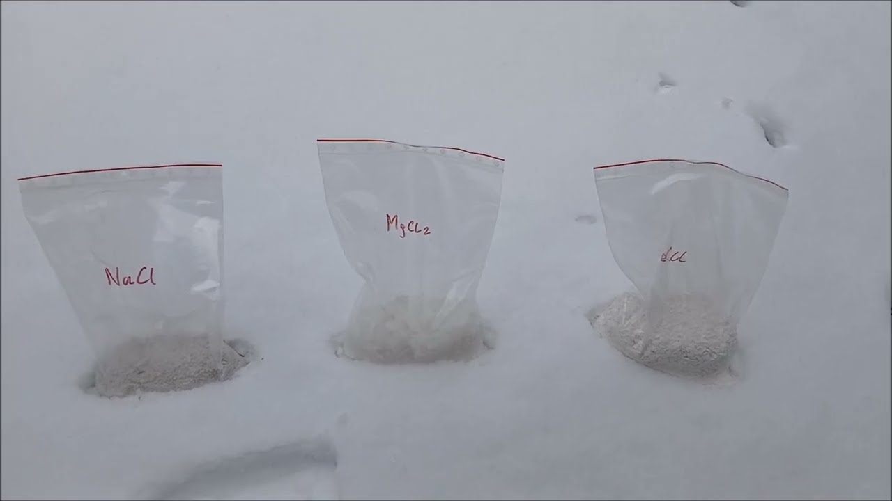 Biały proszek - część druga. Efektywność działania NaCl względem MgCl2 i CaCl.