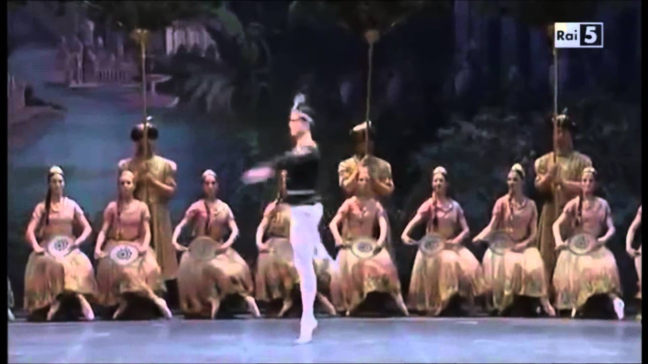 ROBERTO BOLLE ~ La Bayadere Solor Variation
