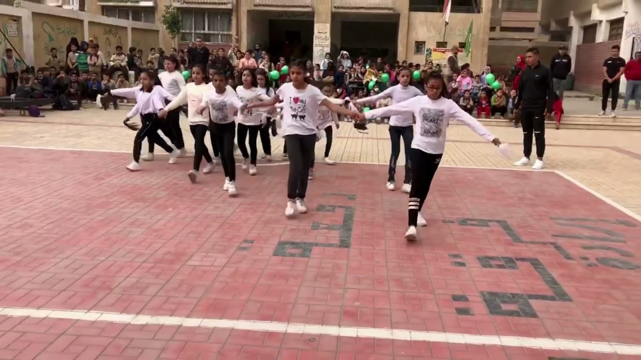 عرض فريق الجمباز - مدرسة ابن خلدون الابتدائية المشتركة - بنها - ٢٠٢١/٢٠٢٢