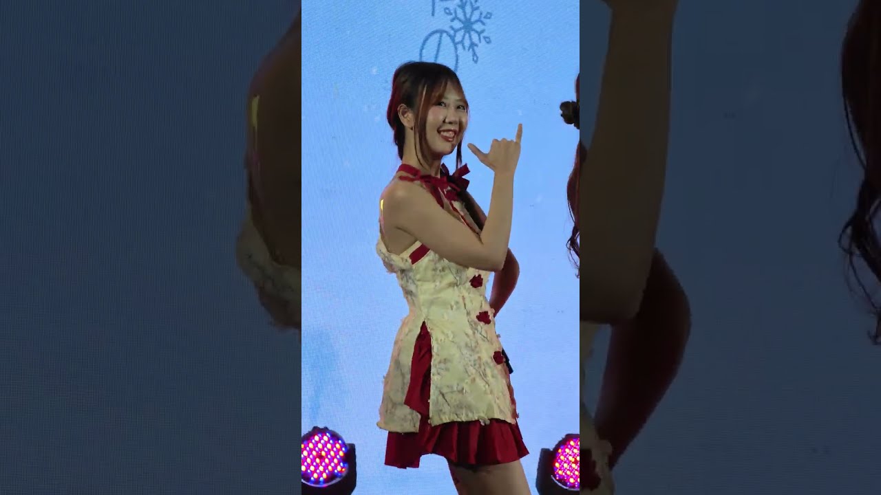 260221 (Fah Fancam) Nikko Nikko -  @ HatoBito 'Watashi no Katachi' [4K60FPS]