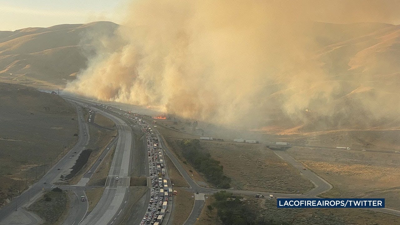 Gorman fire erupts near 5 Freeway | ABC7