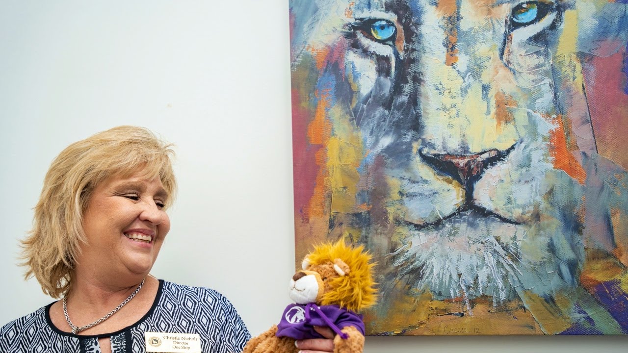 She Went Back To College and Found Success At UNA! - University of North Alabama