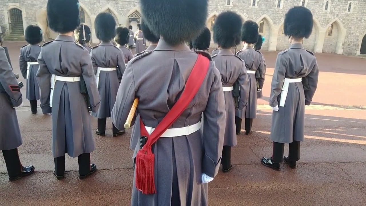 kings guards change at windsor castle with my dad 21/01/23