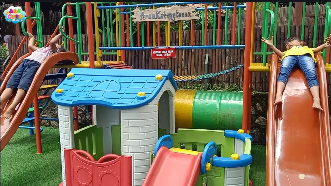 Serunya Ara Bermain Di Playground Bersama Teman Baru