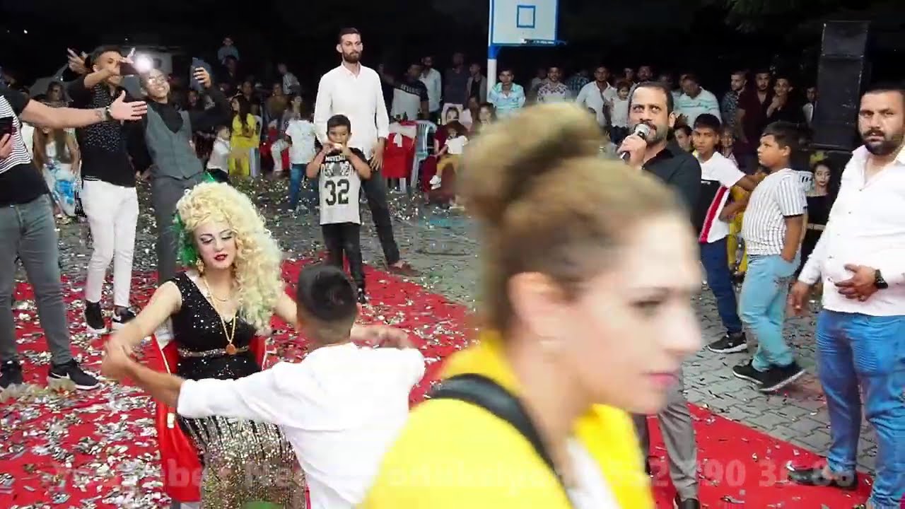 Popstar Erkan İle Roman Düğünleri Bambaşka