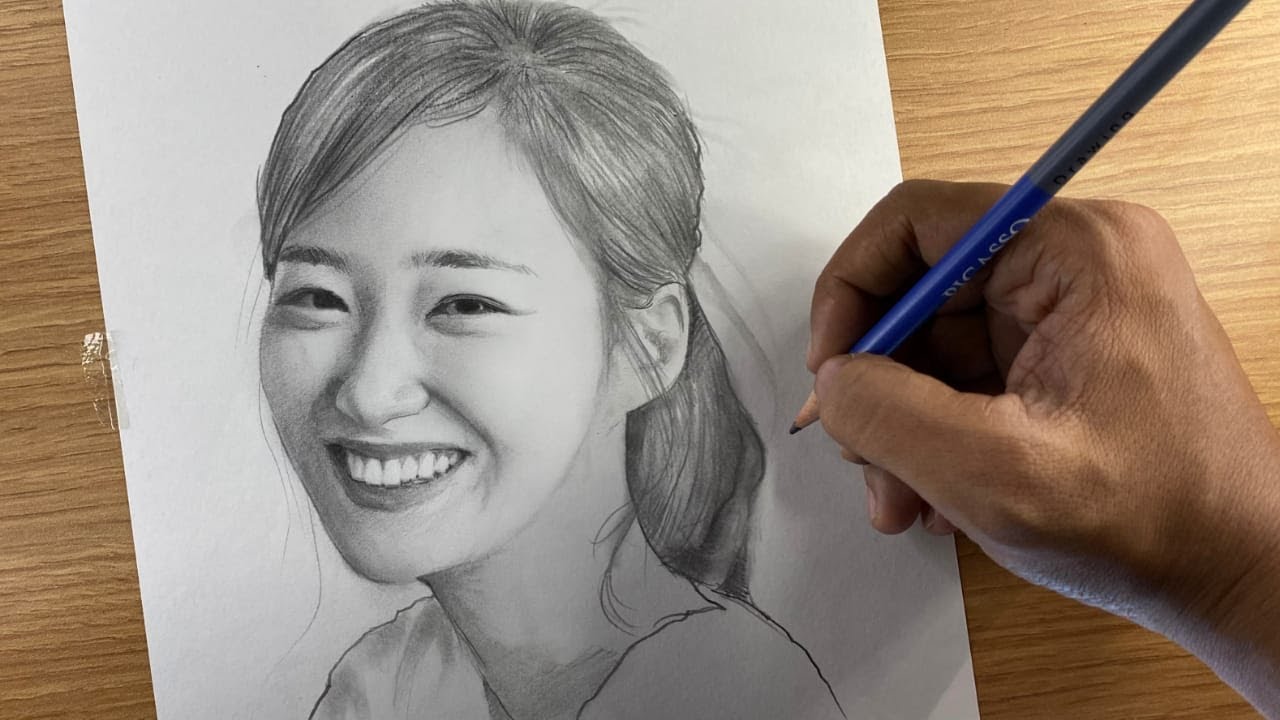 Portrait drawing demonstration with graphite pencil