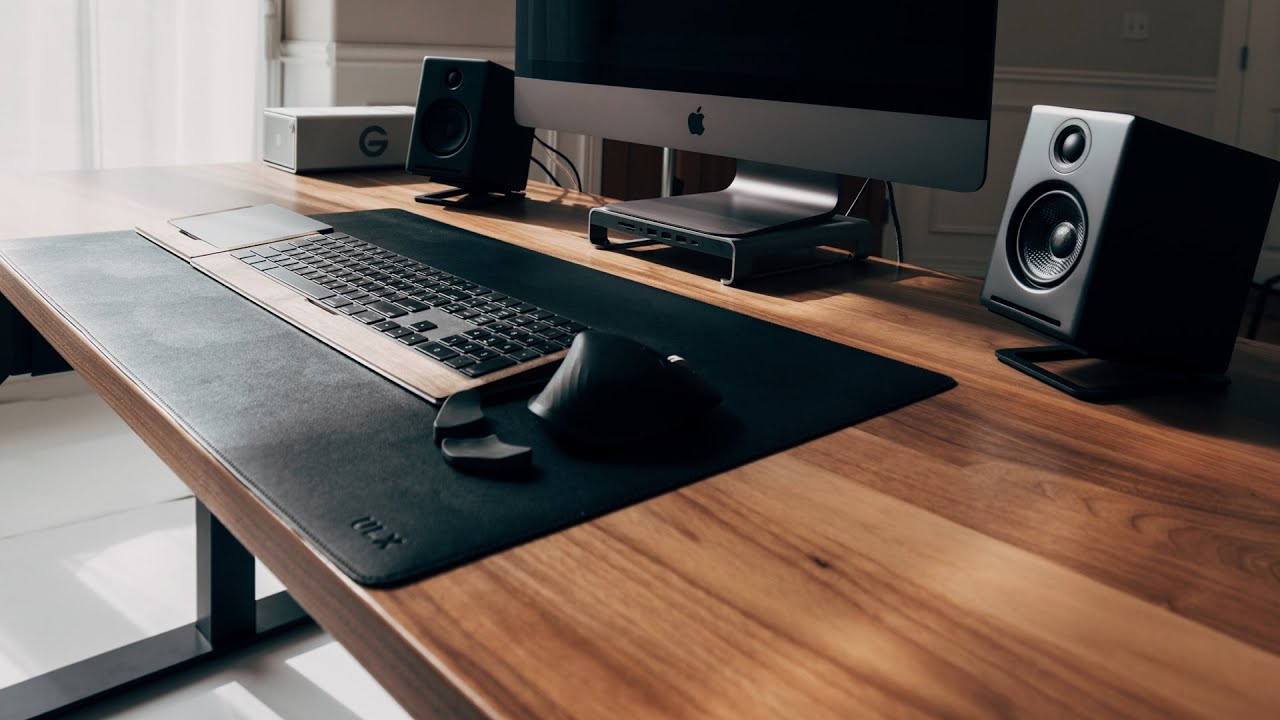Minimal Wood Standing Desk | ergonofis