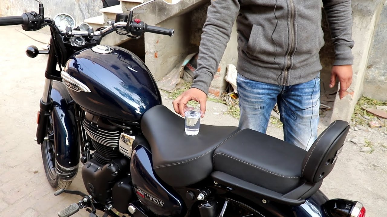 Royal Enfield Meteor 350 vs Classic 350 Vibration Test 2020 | Reduced or Not?