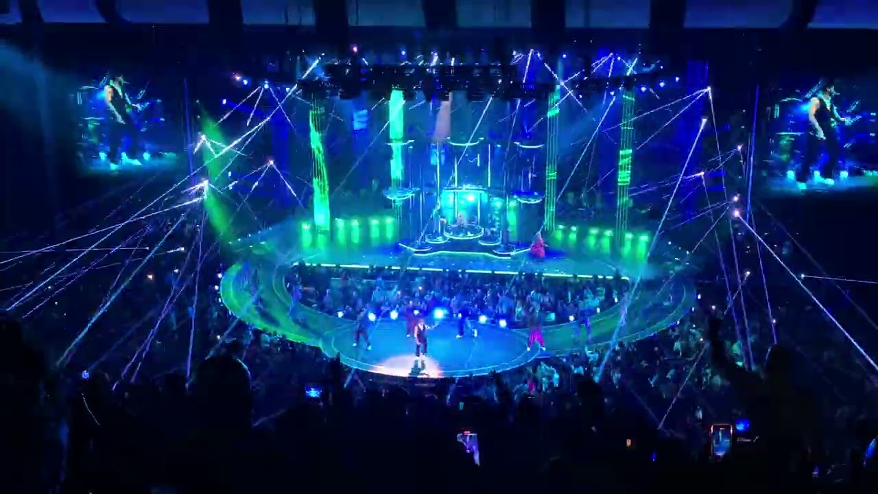 2022-07-23 Usher Dolby Live Park MGM Vegas 