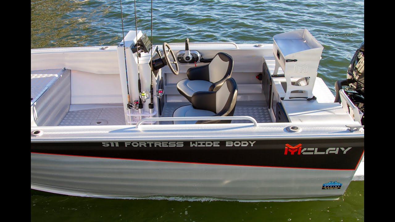 Mclay 531 Fortress, a commercial grade side console fishing boat.