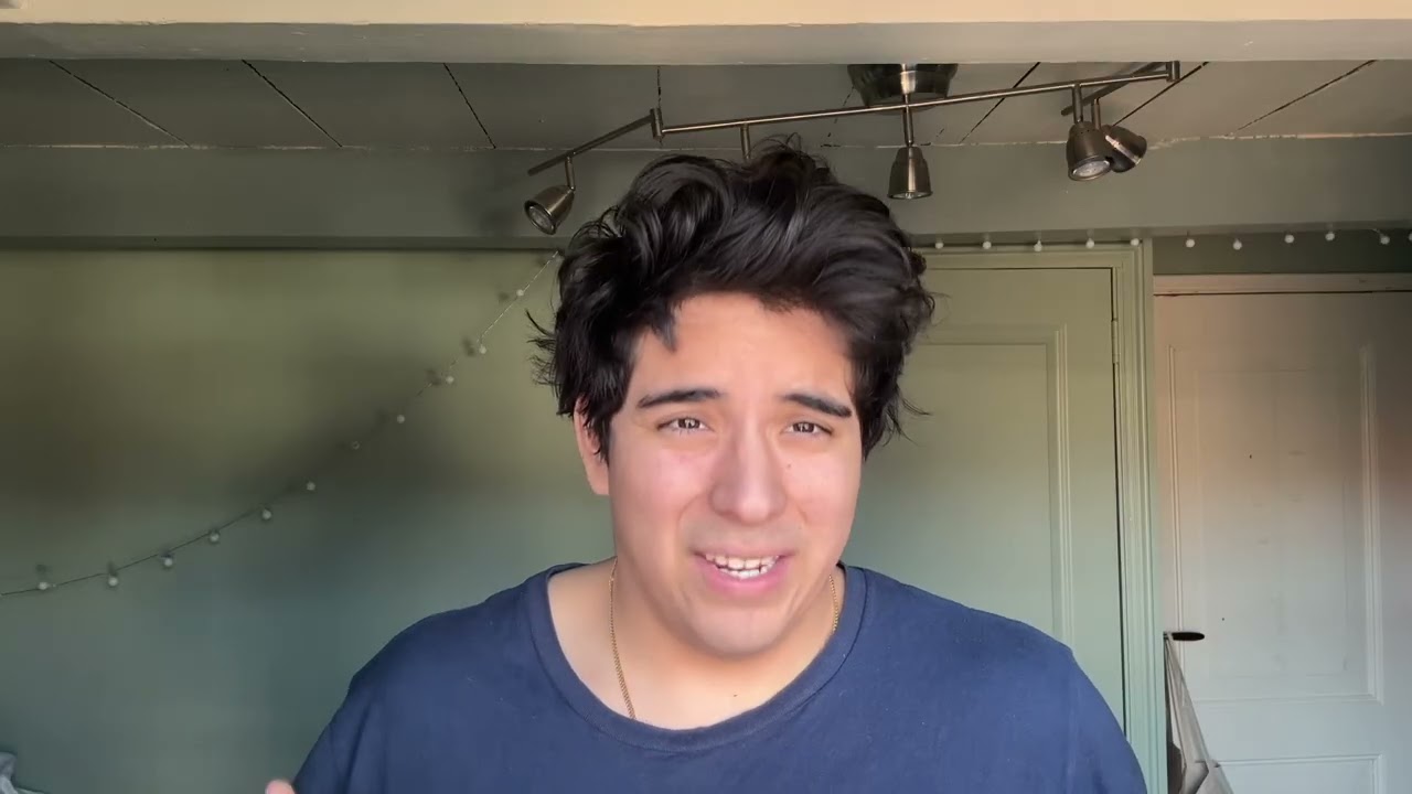 Should influencers share their political opinion? 