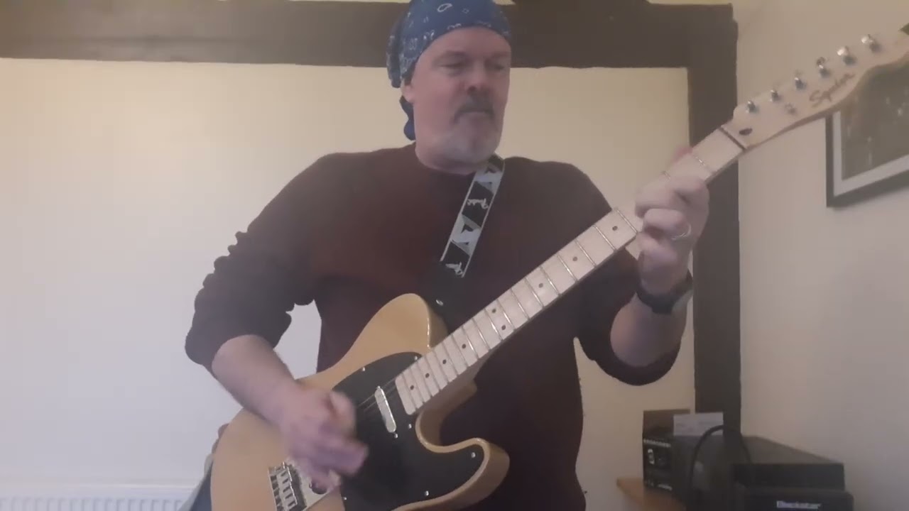 RITCHIE DAVE PORTER plays Telecaster through BLACKSTAR FLY  3 watt mini amplifier 