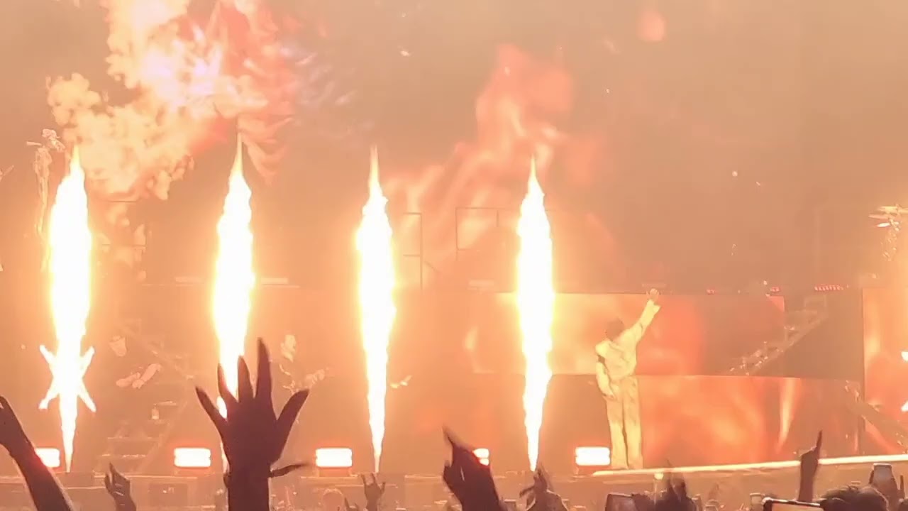 Bring me the Horizon - Throne (Rock for People 2024)