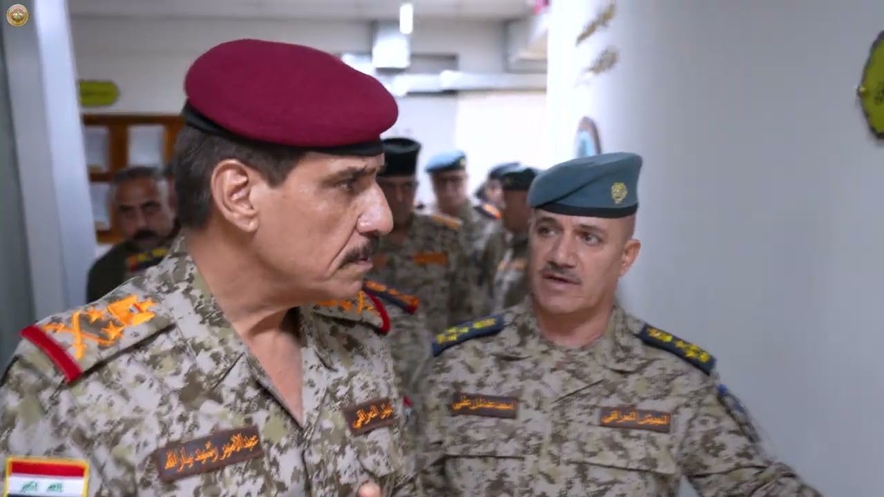 رئيس أركان الجيش يحضر إيجاز تطوير قدرات قيادة القوة الجوية ويزور مركز العمليات