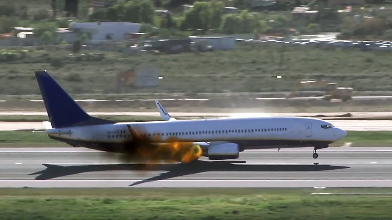 Aeropuerto AENA el Altet. Simulacro de Emergencia Alcaravan 2009 Alicante