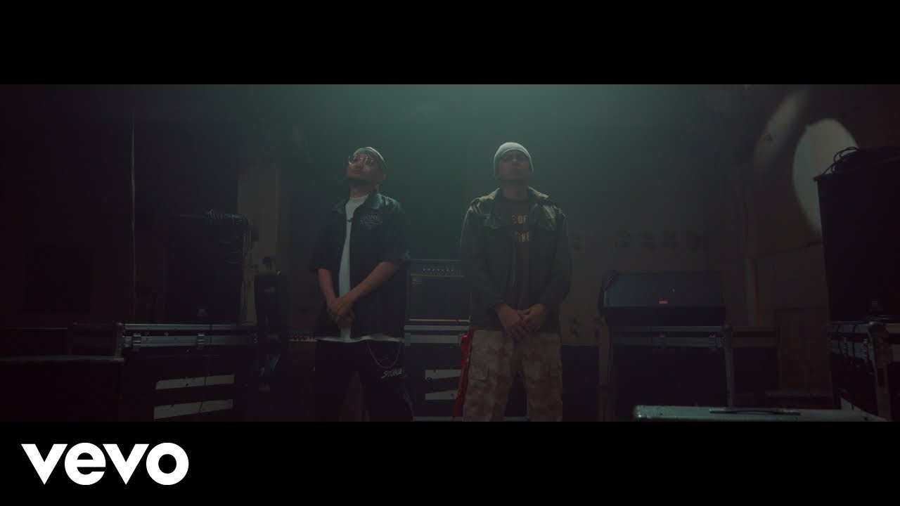 Kmy Kmo, Luca Sickta - Kertas Wangi (Official Music Video)