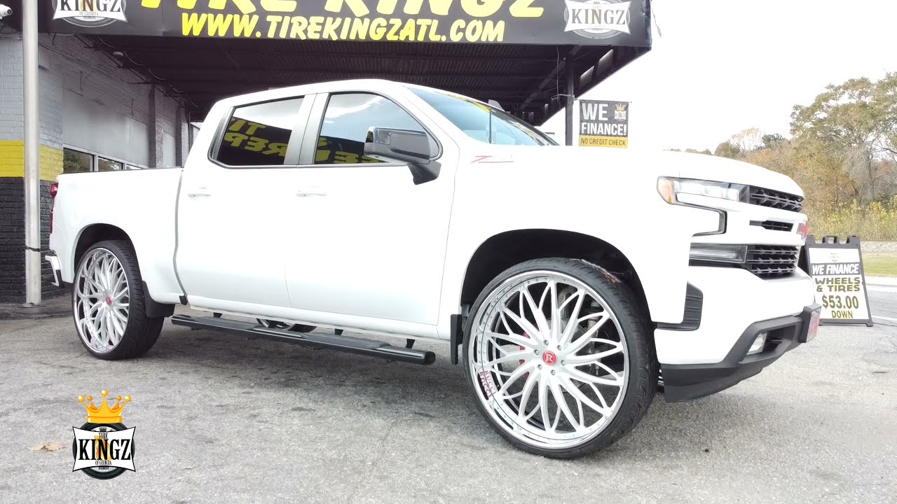 2021 Chevrolet Silverado on 30" Rucci Pazzo Wheels