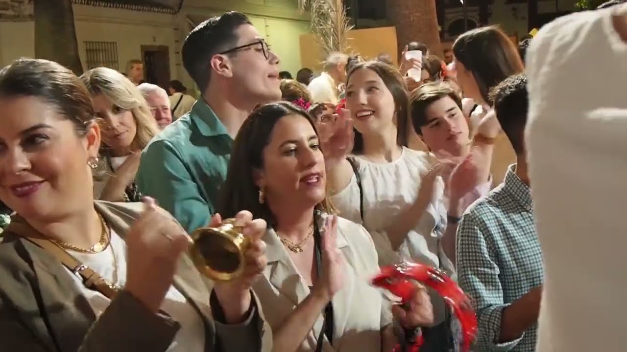 Cruces de Mayo Lebrija. Corraleras en La Borriquita. Lebrija (Sevilla, Andalucía, España) 10-05-2024