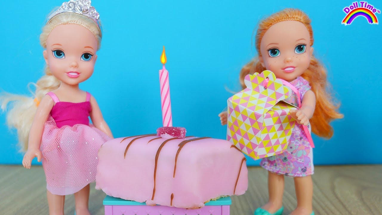 Birthday Presents Opening - Elsa and Anna Toddlers!