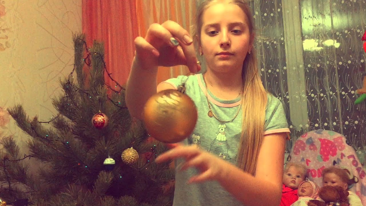 Наряжаем Елку)!)!