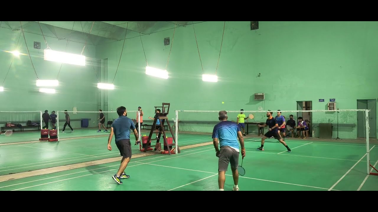 (1299) Prof. Prince & Deepak Sir vs. Abhishek & Ayush (Action) Men's #badminton #doubles #iitroorkee