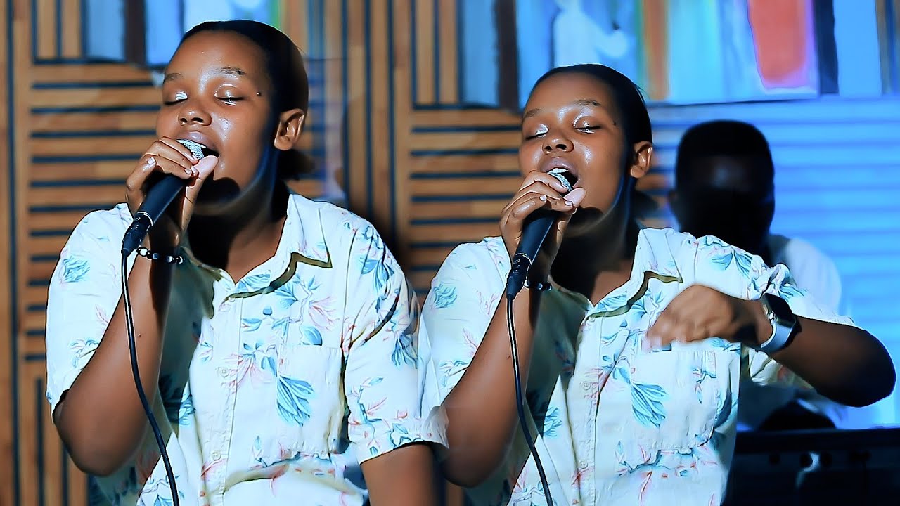 IGITARAMO (Worship session) Gloria&Brave🎹 Baba ni maombi yangu,Humura,ntakiri mumva taramana natwe