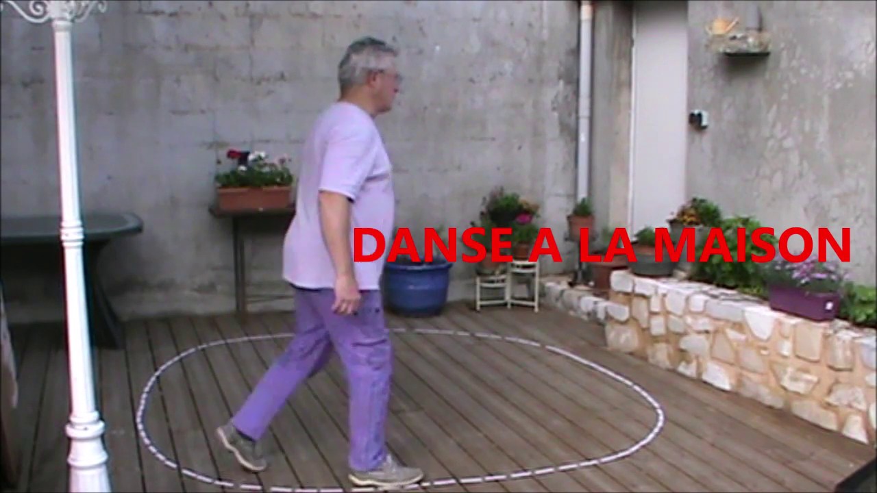 7 sauts Zazpi Jauziak la danse  Pays Basque