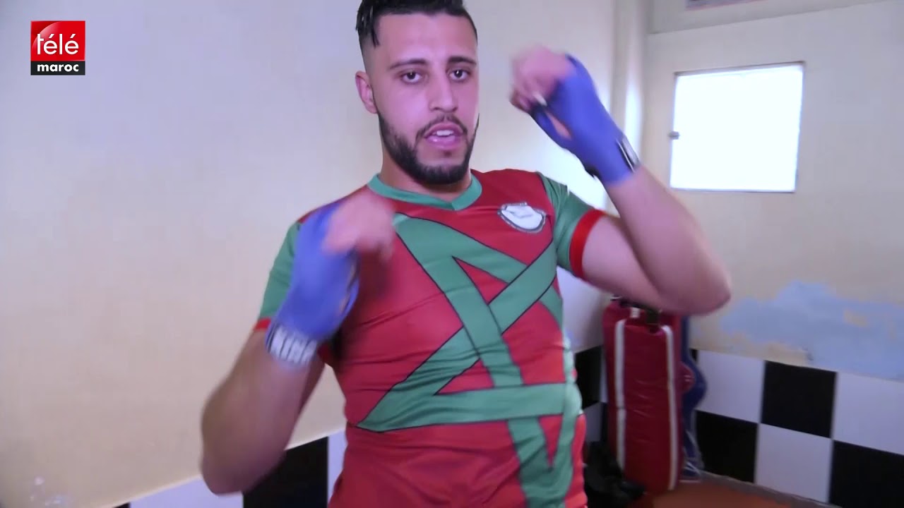 محمد الوتري يحكي كيف استطاع الجمع بين رياضتي الكيك بوكسينغ والمواي طاي.
