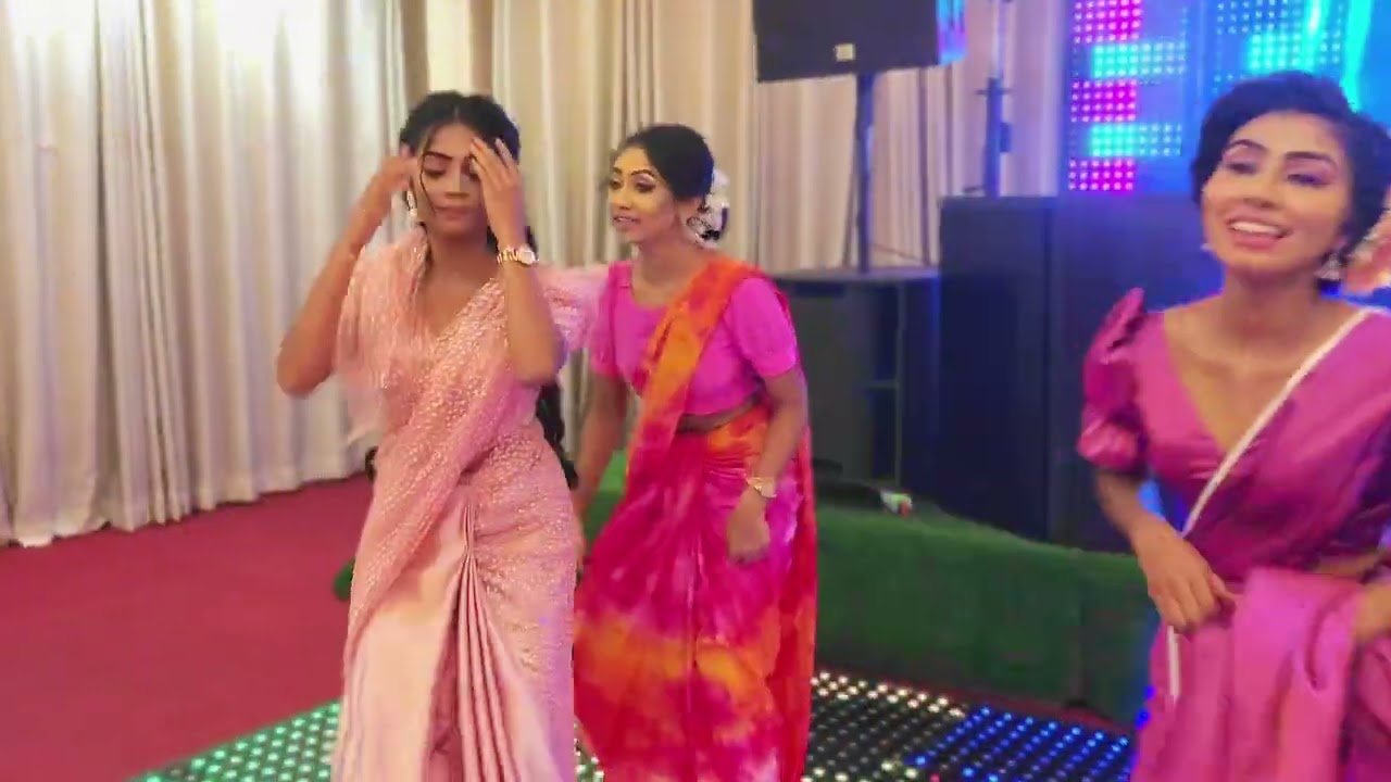 Wedding එක හොල්ලපු Surprise Dance එක 😍🩷👰 | 2024 | #Hansigunasekara | #trendingweddingtrack #viral