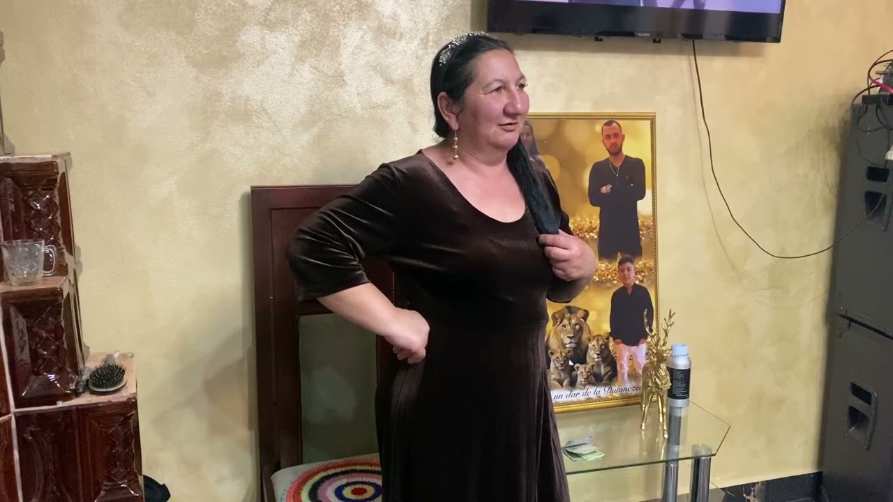 Dana supărată i trimite un mesaj lui cutunița!
