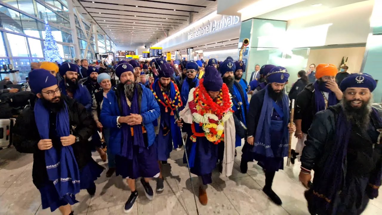 Arrival of Singh Sahib Jathedar Baba Joginder Singh Ji @LHRHeathrow UK