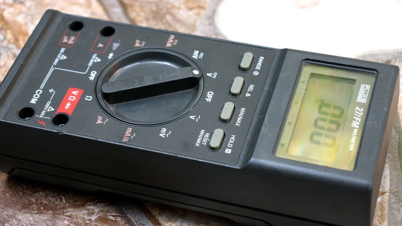 40-летний мультиметр Fluke, который конкурирует с современным FLUKE 27FM