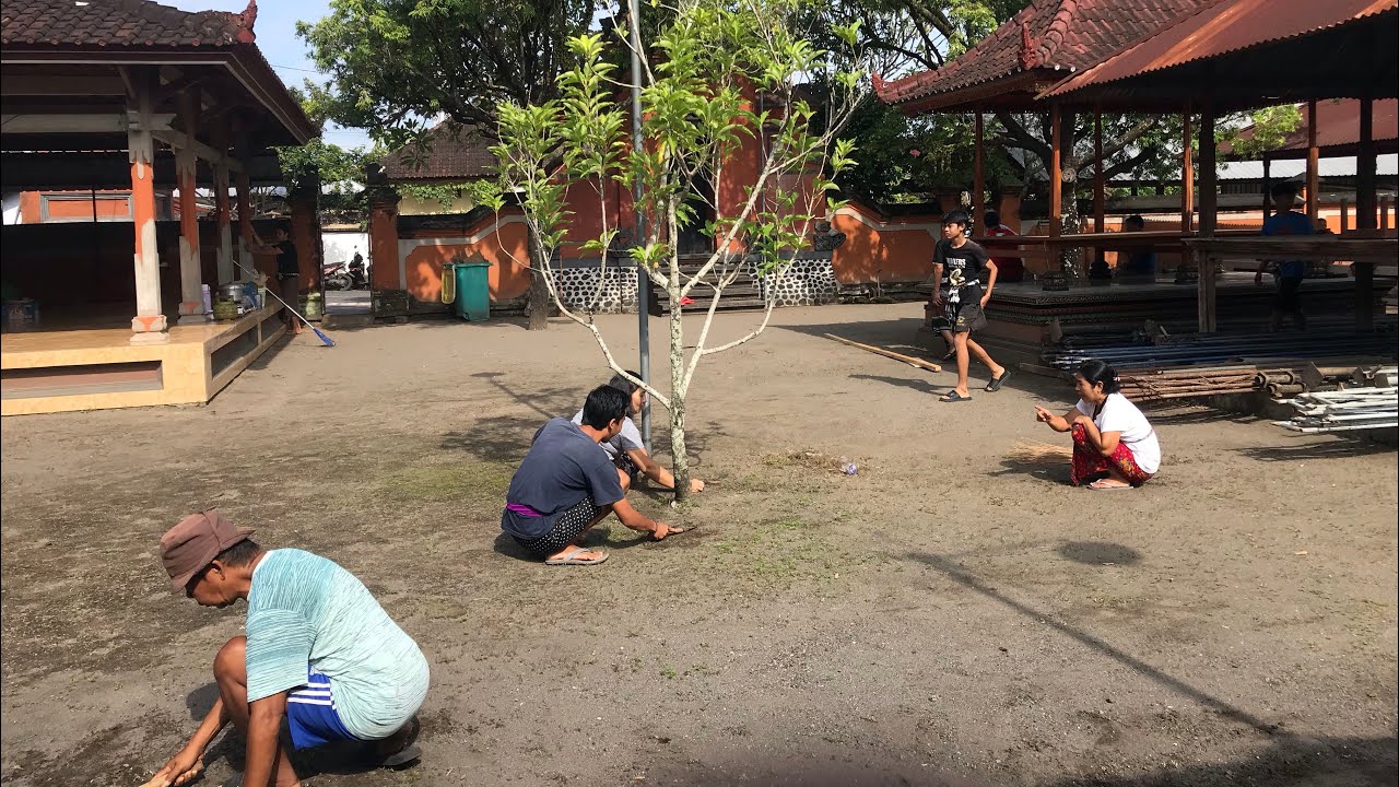 Gotong Royong di Pura Meru Krg Kecicang 09 Maret 2026.