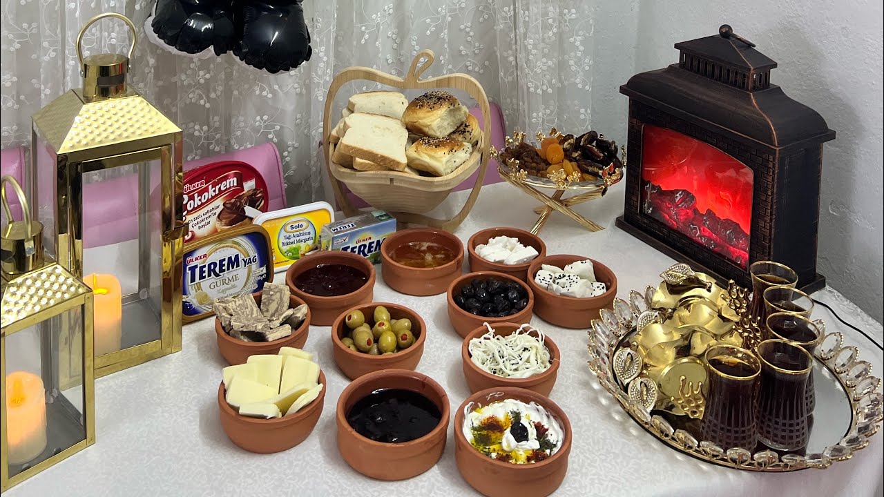 اول 👏سحور 😋من شهر الخير رمضان 🌙صلاه الترويح 🕌وجوله بشوراع  اسواق  🛍️اسطنبوال الرمضانيه  🌙