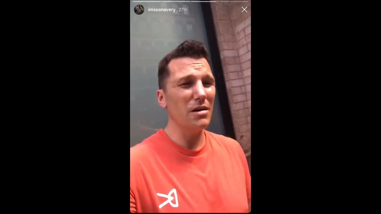Sean Avery trolling in the Bike Lane!