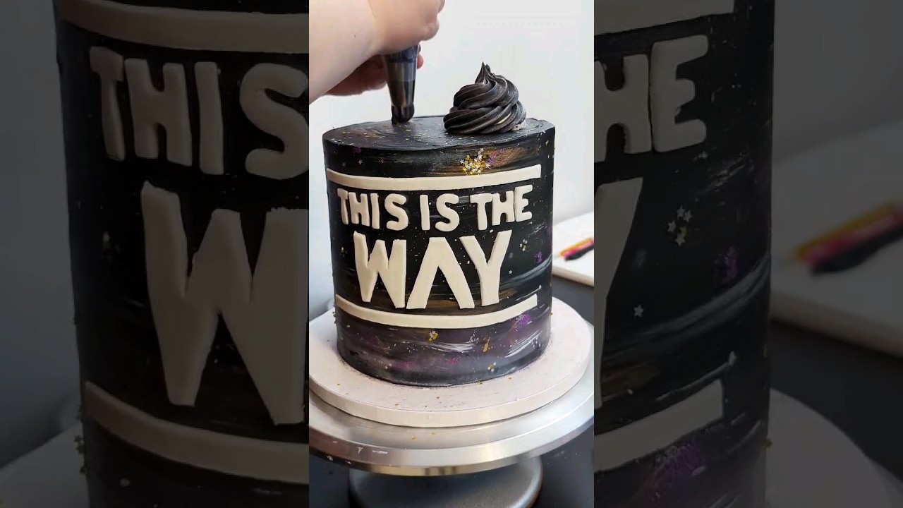 Mandalorian Cake #starwars #mandalorian #cakedecorating #caketutorial