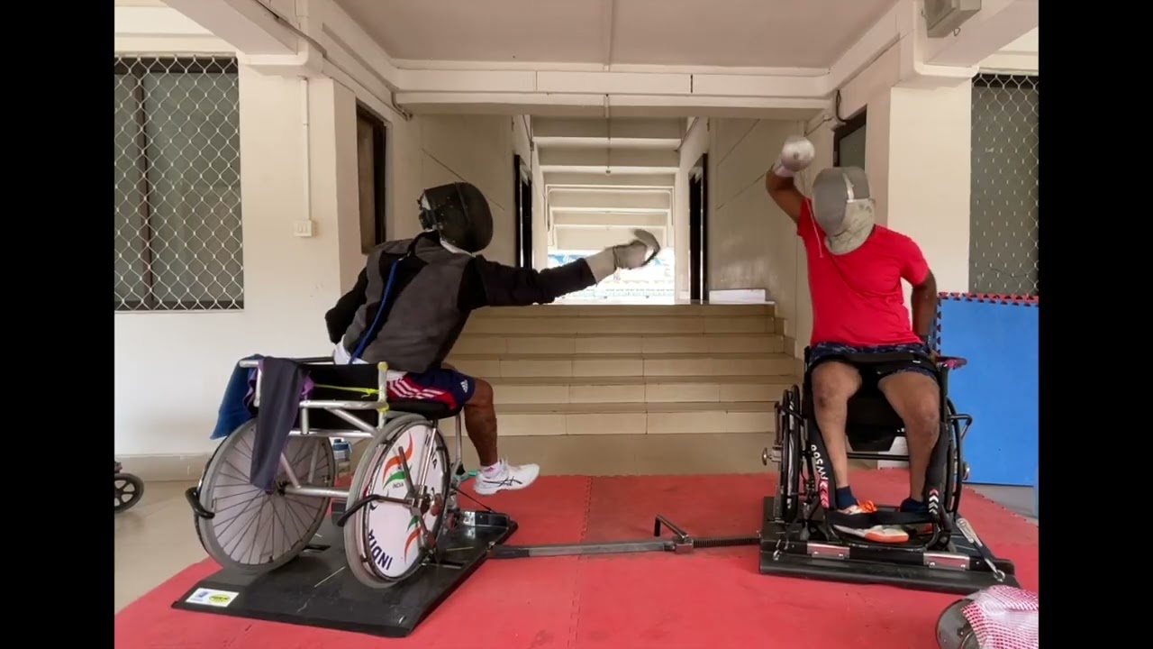 Sabre Wheelchair Fencing Coaching Part 2 . Demonstrating Advanced warm up Drills.