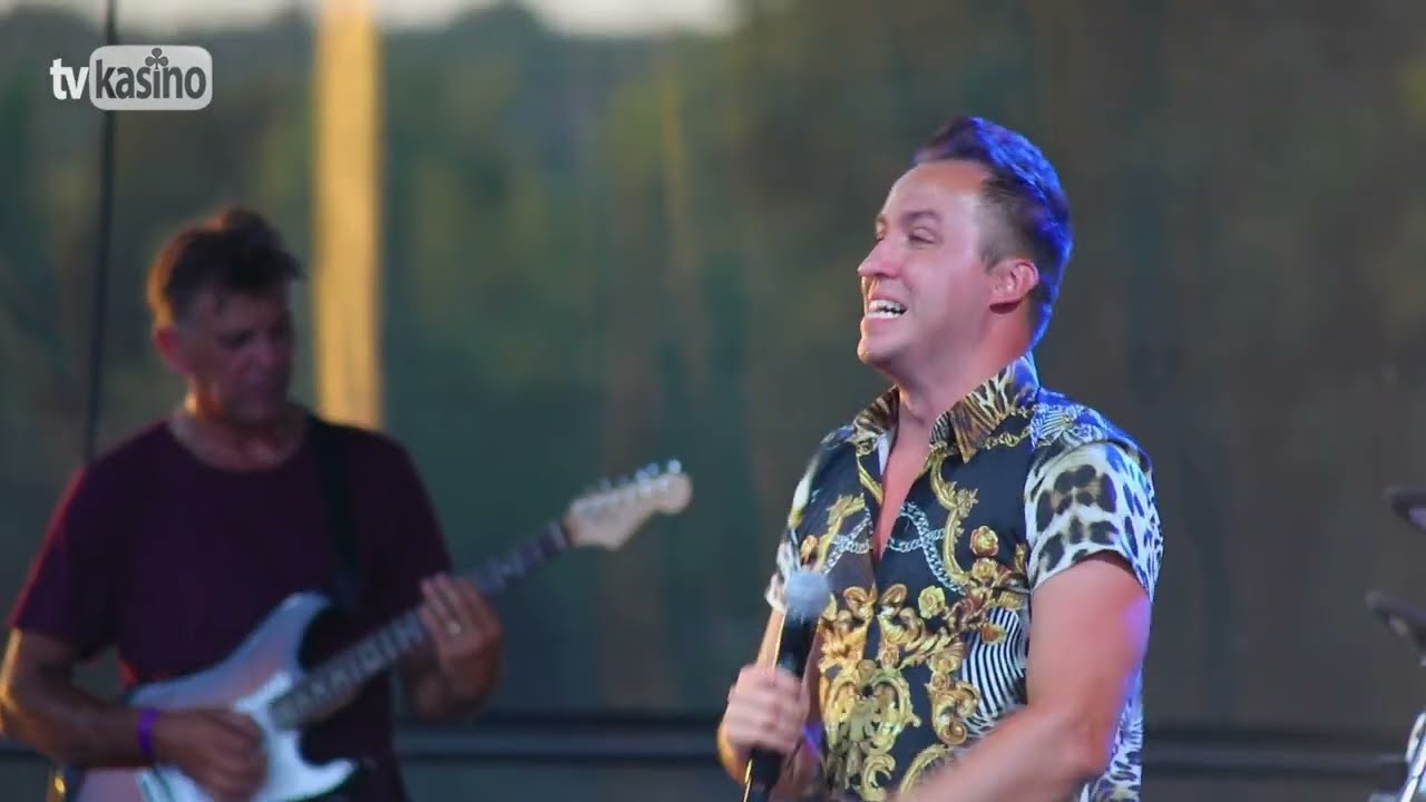 Duo Jamaha: Ruku hore dám