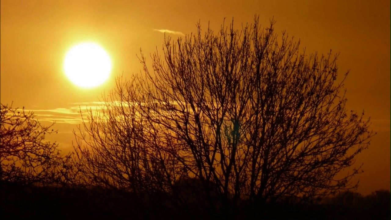 NOUVEAUX COUCHERS DU SOLEIL TIME LAPSE NEW SUNSETS (NOV 2018==MARCH 2019) + MUSIC (FRANCE).
