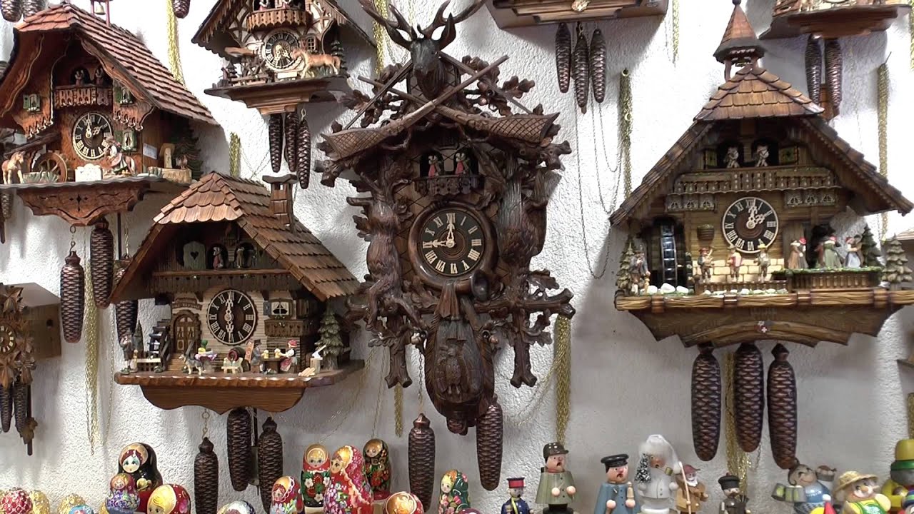 Cuckoo clocks - Настенные часы с кукушкой