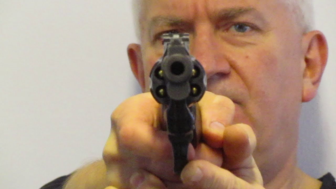 Handhabung Revolver COLT PYTHON - waffen-sachkunde.com