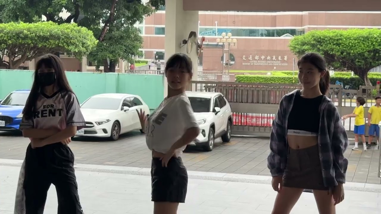弘道國中 午餐音樂會 流行舞蹈社八年級￼