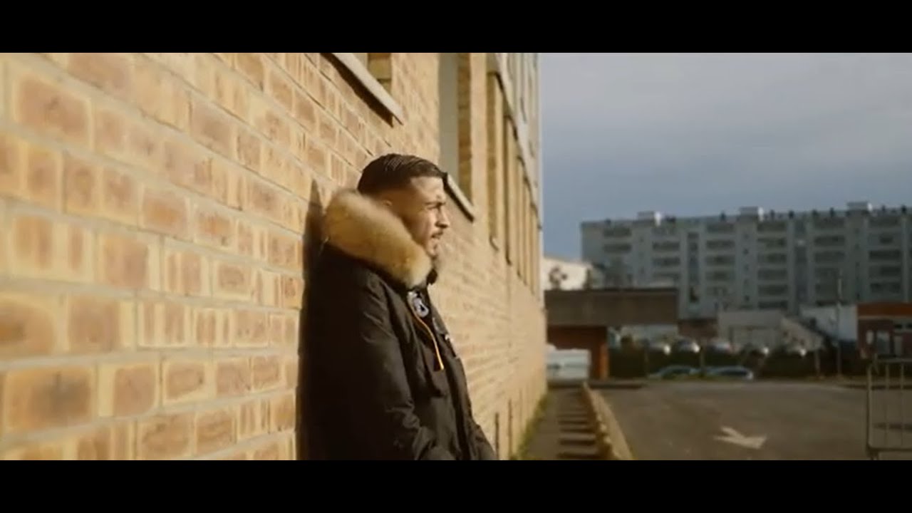 KRM - Bloqué Dans Ma Téci (Clip officiel)