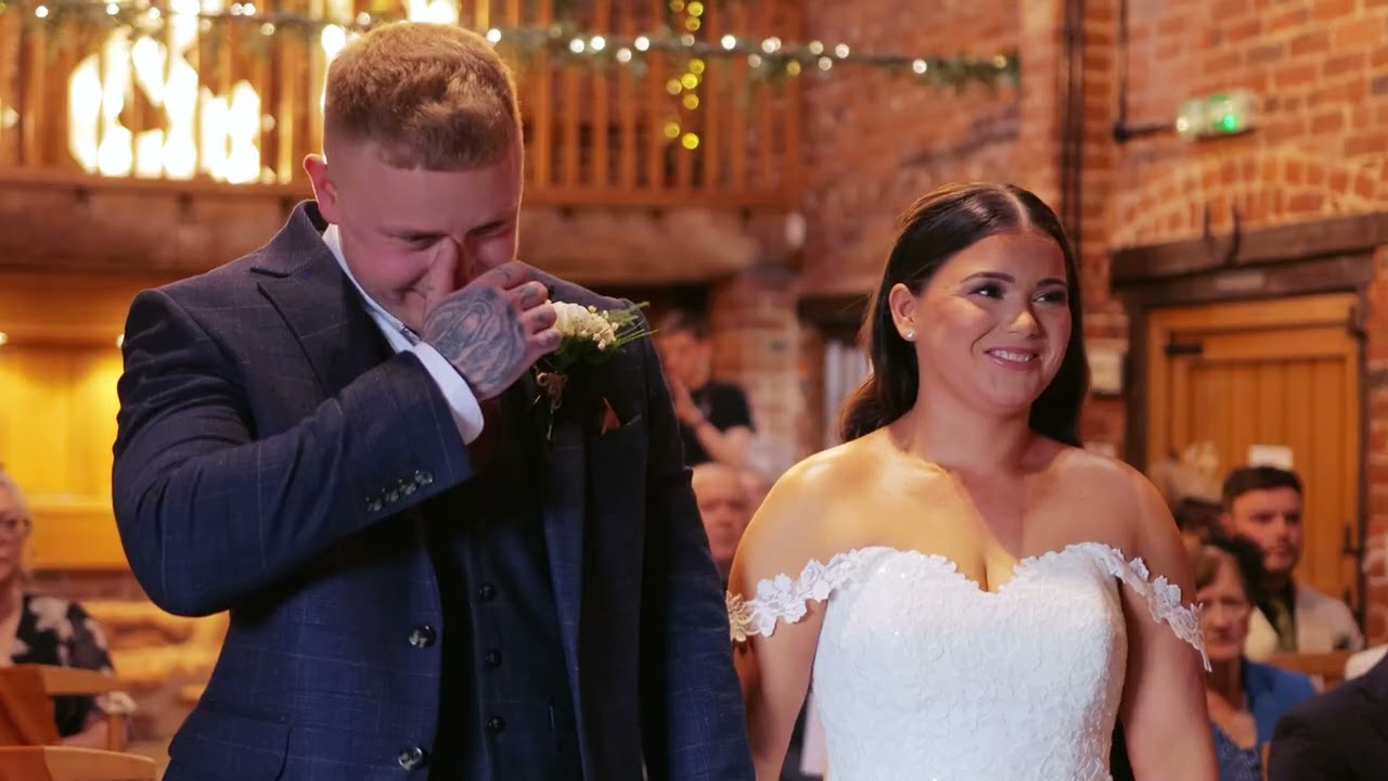 Ryan & Chloe - Curradine Barns