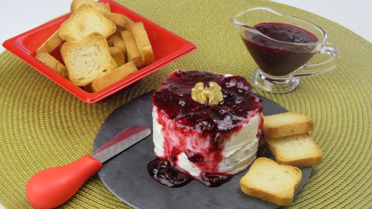 TIMBAL DE QUESO CON FRUTOS ROJOS