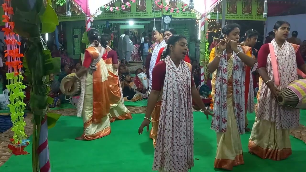 মা শ্যামা অষ্টসখী সম্প্রদায়।অপূর্ব নৃত্যে ও ছন্দে।।