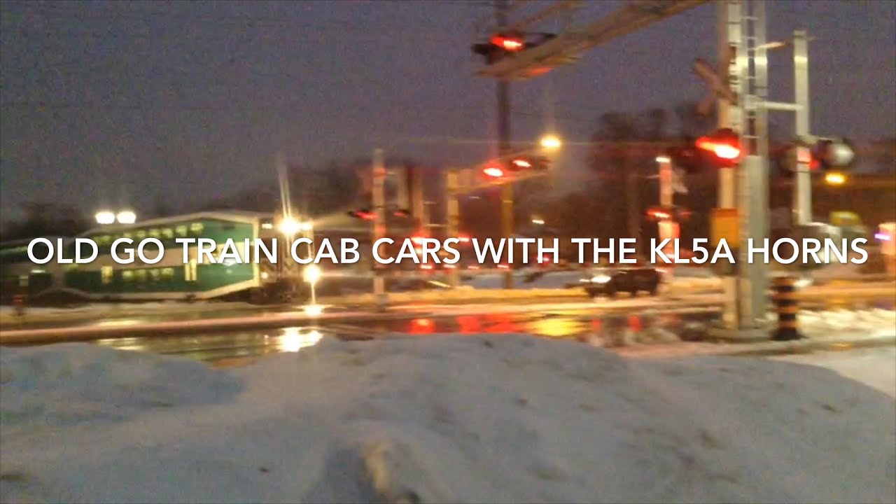 Old Go Trains Cab Cars with the K5LA Horns from 2015 and 2016