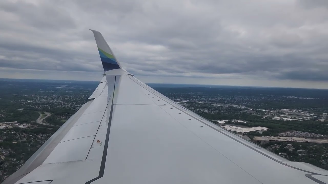 Alaska 737-900 Landing @ Cleveland, OH [KCLE]