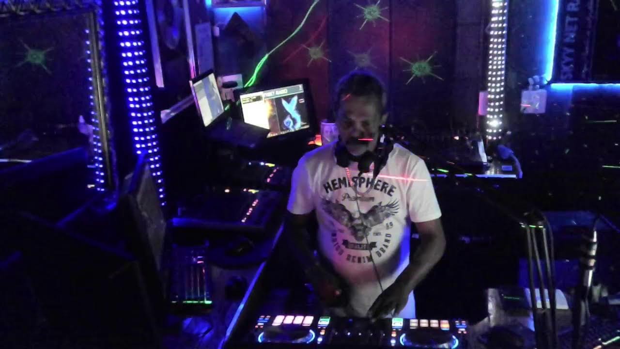 SKYY NET RADIO Live Stream